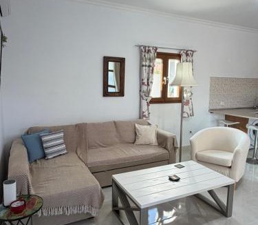 South Rhodes Apartment | Cullura
