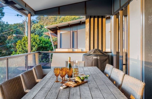 Currumbin House | Currumbin Beachside Retreat