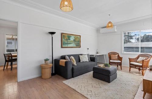 Wamberal Apartment | Cute Beach Escape 50m to Wamberal Beach