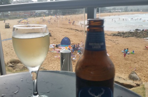 Saratoga Cabin | Cute hideaway on Central Coast NSW ( SORRY, NO PETS /STRICTLY NO SMOKING)