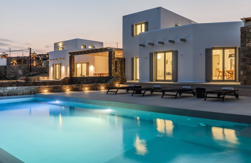 Kalafatis House | Cycladic Island Villa over Kalafati Beach/Scenic views of Aegean Sea
