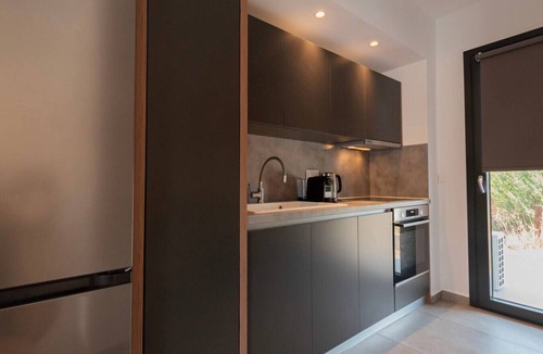 Polichrono Apartment | DaMa Maisonettes by RentalsPro-Polychrono