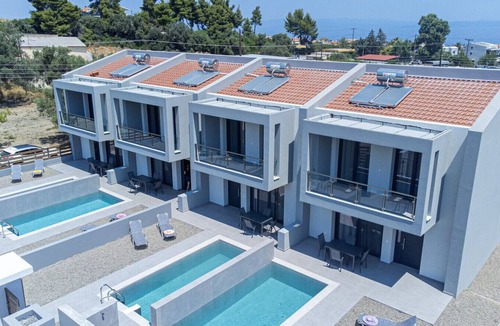 Polichrono Apartment | DaMa Maisonettes by RentalsPro-Polychrono