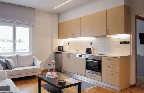 Kypseli Apartment | Danae's newly renovated entire cozy apartment