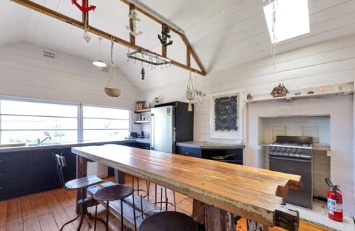 Ocean Grove House | Dare Street Family Getaway- Walk to beach, pets ok