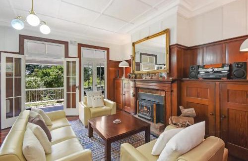 Leura House | Darjeeling