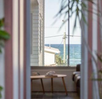 Currumbin Apartment | Daybreak Loft