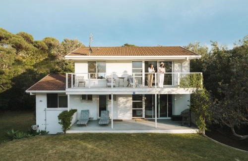 Mollymook Beach House | Daybreak Mollymook
