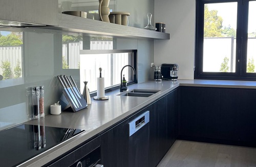 Daylesford House | Daylesford Scandinavian Chalet