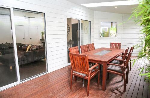 Bright House | Decked Out At Bright