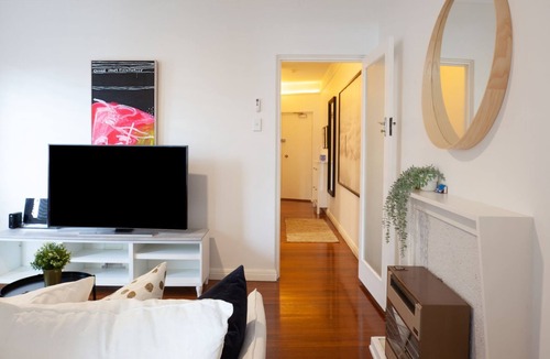Bellevue Hill Apartment | Deco Amour, Bellevue Hill Isyd