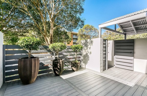 Dee Why House | Dee Why - DY008 - Clyde Rd - Renovated 3BR Townhouse with Courtyards Double Garage Near Dee Why Beach