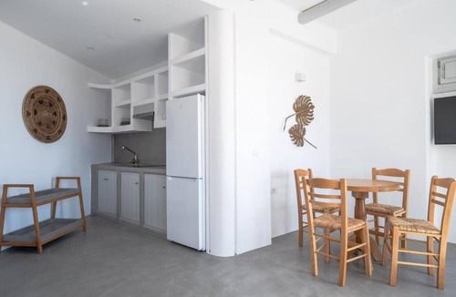 Exo Gonia Apartment | Deep Earth Villas
