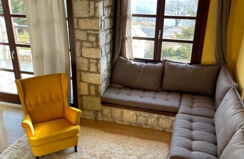 Arachova Ski Chalet | Delphi Gorge-view Chalet, Arachova
