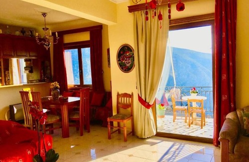 Delfoi Apartment | DelphiCENTER-penthouse-celebrity V.I.P