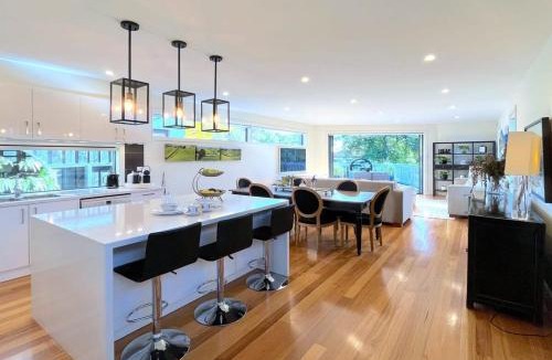 Camberwell House | Delux Camberwell Sunny Townhouse