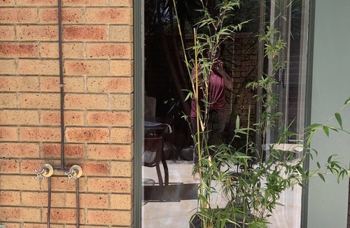 Seaford House | Delux tropicalnoasis - Opposite the beach