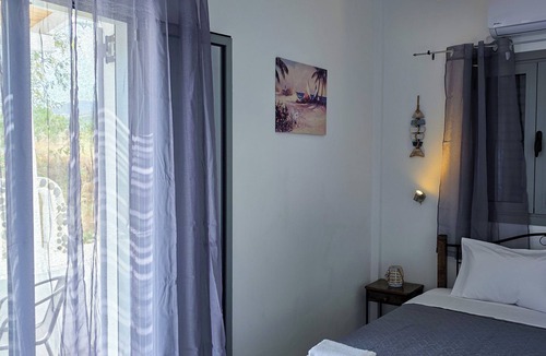 Messaria Hotel | Deluxe Double Room close to Fira