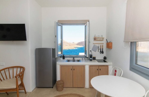 Panormos Apartment | Deluxe Rare Suite