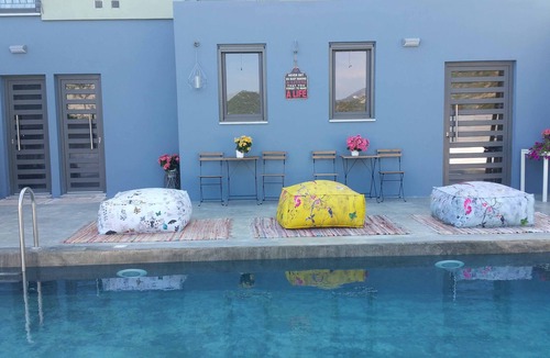 Agia House | Deluxe Suite - Zpoint