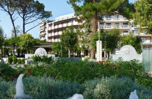 Komotini Hotel | Democritus