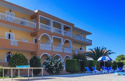 Agrilia Hotel | Derekas studios & apartments