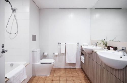Yulara Hotel | Desert Gardens Hotel