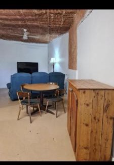 Coober Pedy House | Desert Gum Grund st