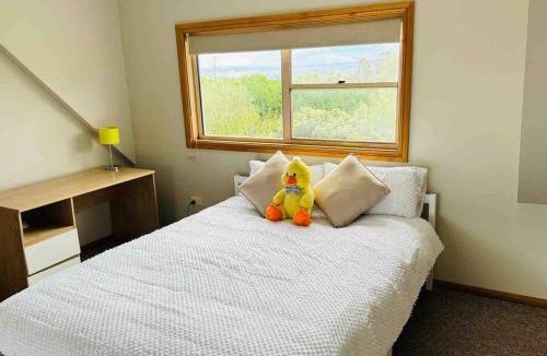Raglan Villa | Dhanda Farm Bathurst