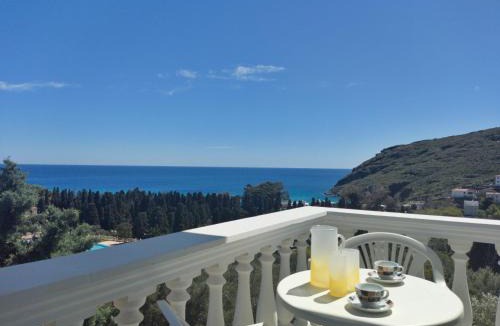 Steniai Apartment | Dimitra's Apartments 4 klm away from Chora