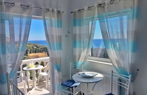 Steniai Apartment | Dimitra's Apartments 4 klm away from Chora