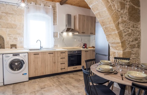 Kissamos Apartment | Dina’s Cottage Ideal Base for Balos & Elafonisi