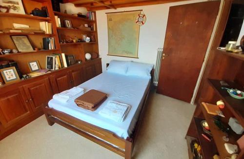 Skyros Town House | Dinos' House