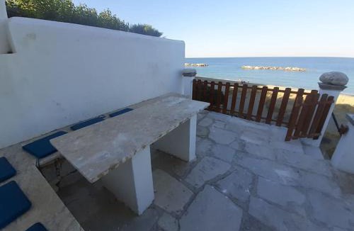 Skyros Town House | Dinos' House