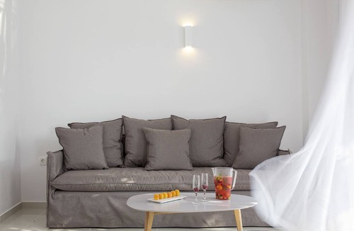 Ios Hotel | Dionysos Beach Resort & Villas
