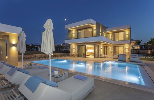Anissaras Villa | Divel Luxury Villas - Villa Inder with Heated Pool, by Estia