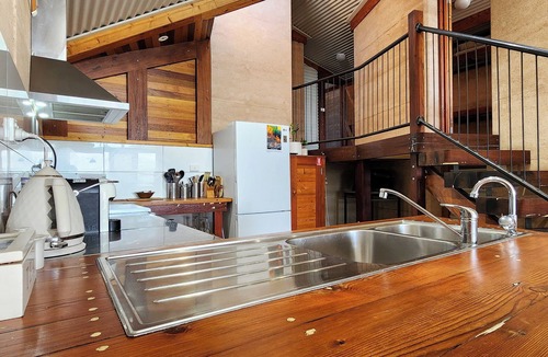 Ripon Apartment | doi's Ocean Front Apartments