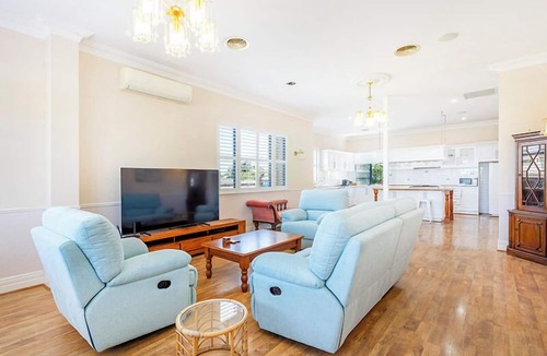 Safety Bay House | Dory's Beach House - Executive Escapes
