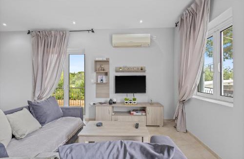 Spata-Artemida Apartment | Doukas House Cottage with vineyard, Artemis