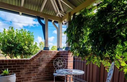 Cessnock House | 'Dovedale' - in the heart of Wine Country