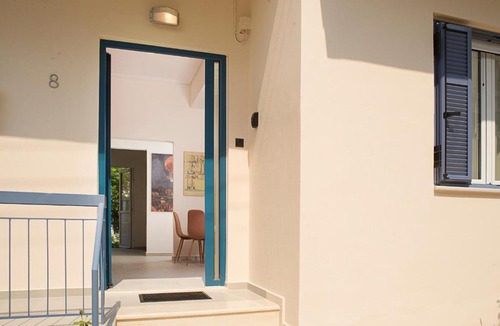 Kiparissia Apartment | Dream apartment next to the sea
