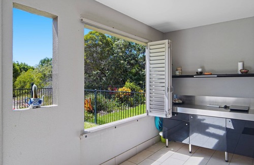 Agnes Water Apartment | Dream Time Direct Beach Access