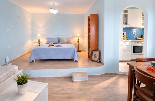 Ano Meria Apartment | Dreamy View in Folegandros