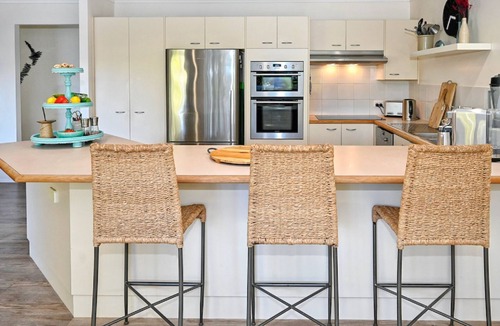 Bokarina House | Driftwood Beach home