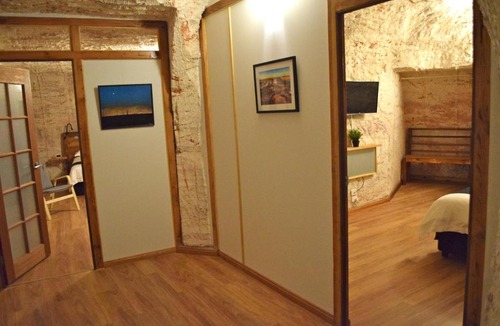 Coober Pedy Bed & Breakfast | Dug Out B&B