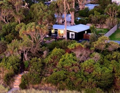 White Beach House | Dune Shack - On The Beach, 10 minutes from Port Arthur