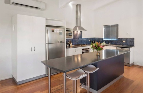 Eagle Bay House | Eagle Vista Beachside Bliss with Bushland Serenity