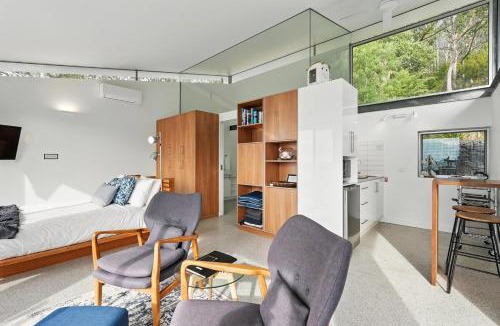 Eaglehawk Neck Apartment | Eaglehawk Pavilions