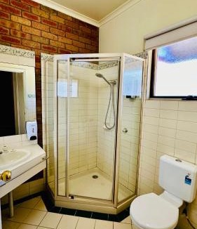 Mildura Hotel | Early Australian Motor Inn