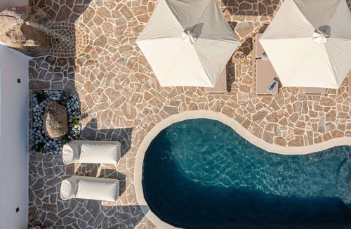 Naxos Town Villa | Eartha Horizon 3BR Villa Private Pool Scenic View